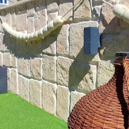 Lejlighed Luxury Sunrise Jacuzzi Apts, 50 M From The