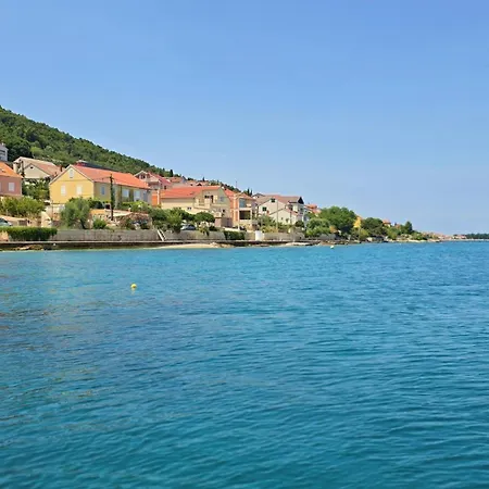 Luxury Sunrise Jacuzzi Apts, 50 M From The * Kali