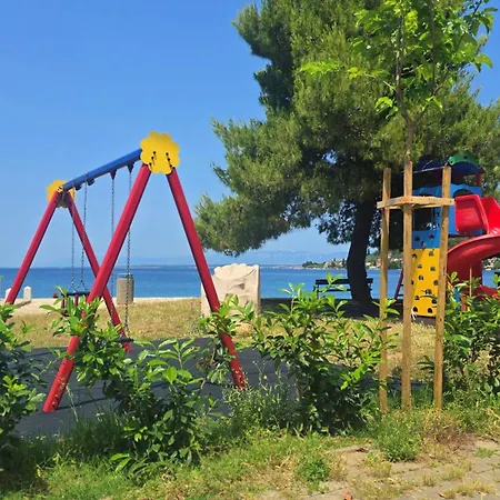 Appartement Luxury Sunrise Jacuzzi Apts, 50 M From The *