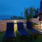Luxury Sunrise Jacuzzi Apts, 50 M From The * Kali