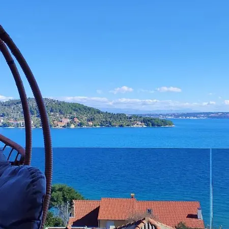 Luxury Sunrise Jacuzzi Apts, 50 M From The Kali