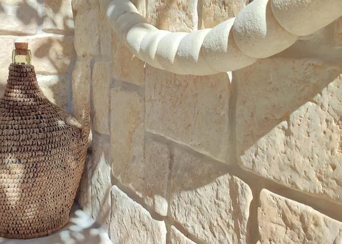 Luxury Sunrise Jacuzzi Apts, 50 M From The Kali