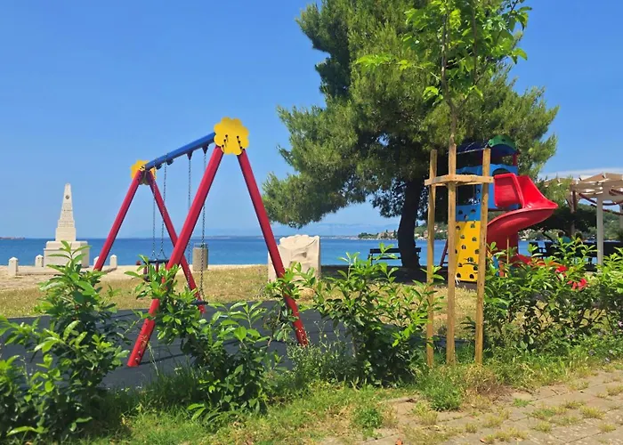 Apartman Luxury Sunrise Jacuzzi Apts, 50 M From The *